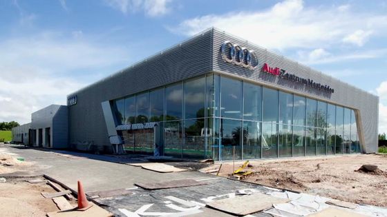 Geverfde staalconstructie tentoonstellingshal OEM auto tentoonstellingshal