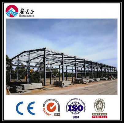 Geïsoleerde panelen Prefabricated Steel Buildings Light Q345 Warmgewalst