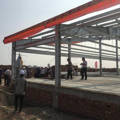 Q345B Voorgefabriceerde industriële staalgebouwen