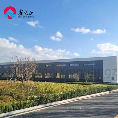 PVC-ruit voorgefabriceerd magazijn Gebouw Gelast staalconstructie magazijn OEM