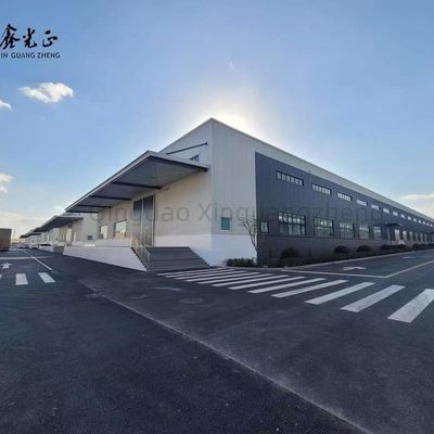 PVC-ruit voorgefabriceerd magazijn Gebouw Gelast staalconstructie magazijn OEM