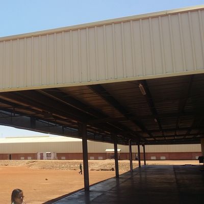 Corrosiebestendig gegalvaniseerd metalen voorgefabriceerd magazijngebouw