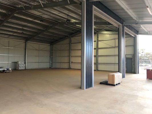 100% gerecycled staal gebouw met flexibele lay-out