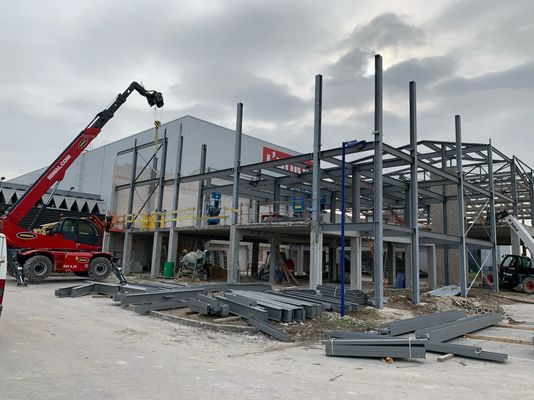 Aanpasbare staalconstructie