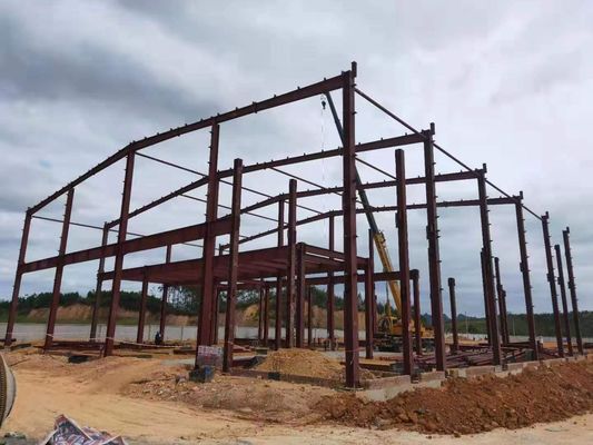 Aanpasbare staalconstructie