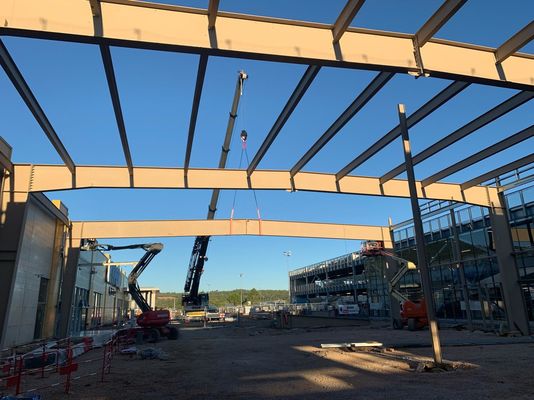 Aanpasbare staalconstructie