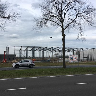 Topkwaliteit op maat gemaakte pre-engineered staalstructuur markt tentoonstellingszaal