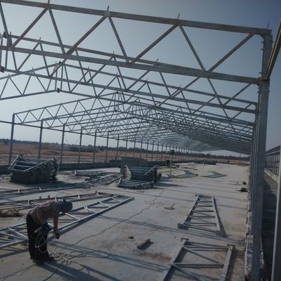 Vergrendeling van het vloersysteem van de broiler voor een gemakkelijke installatie