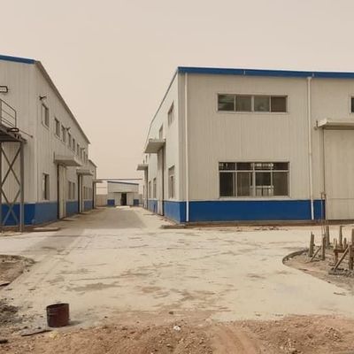 Moderne staalkantoorconstructies die esthetiek en duurzaamheid combineren voor bedrijven
